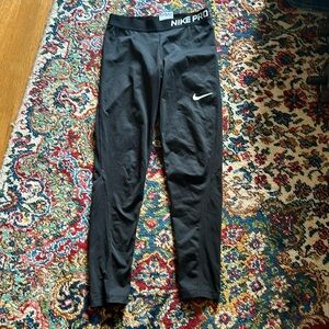 Nike youth large leggings